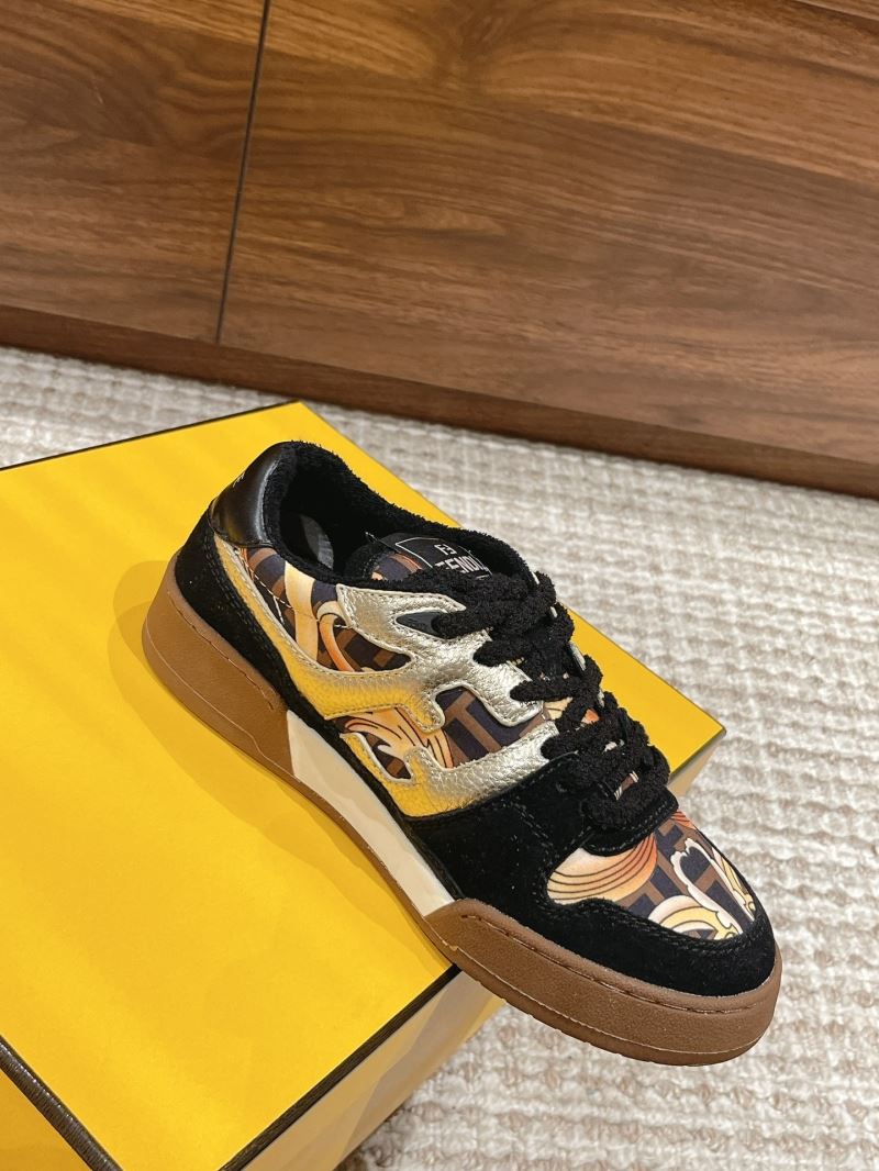 Fendi Low Shoes